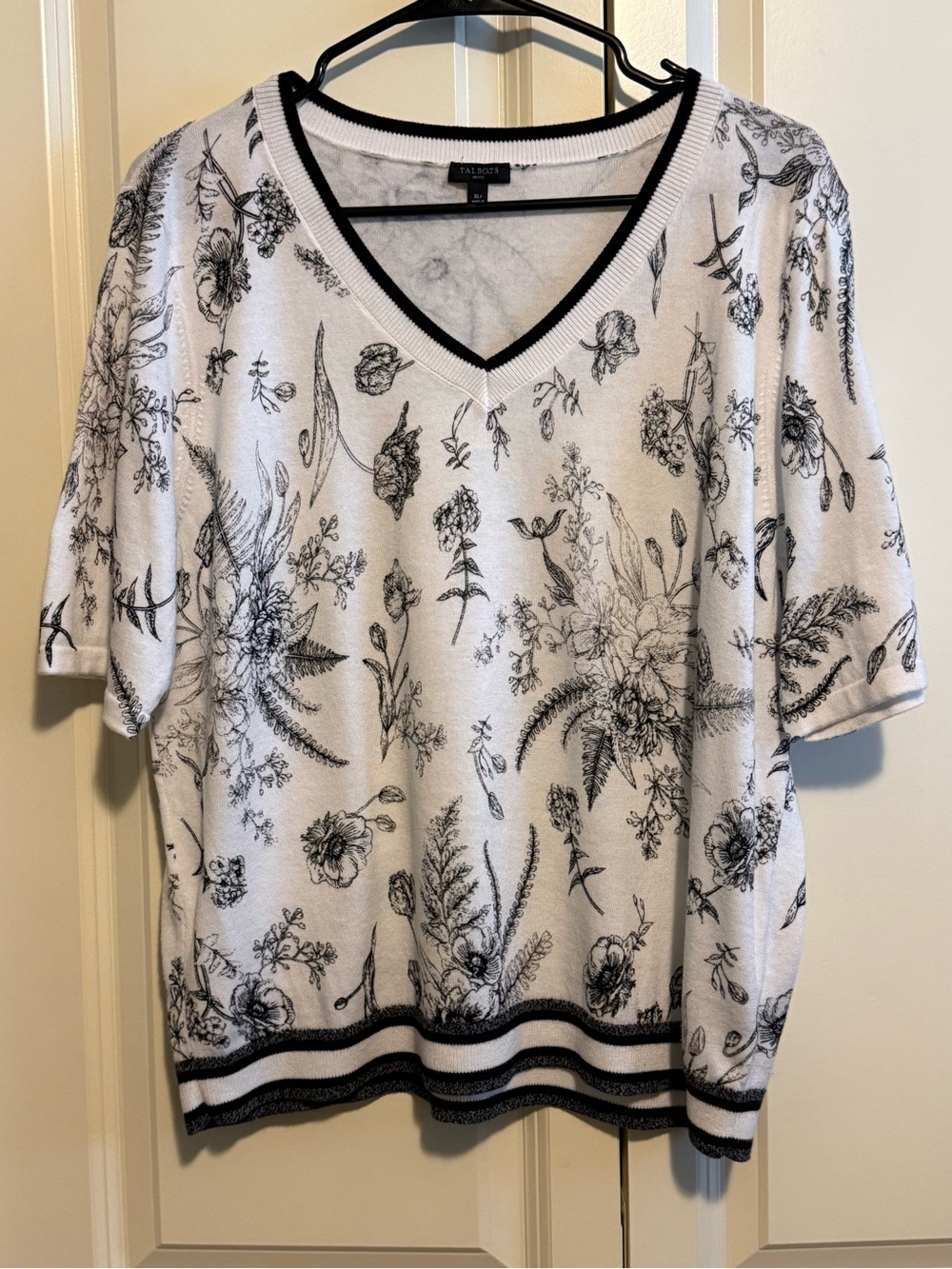 Talbots White V-Neck Pullover with Black Floral Sketch